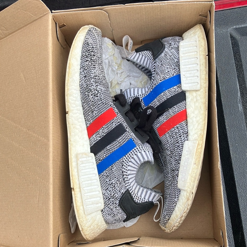 (Used Running Shoes) Adidas Black and Blue Sneakers with Knit Upper